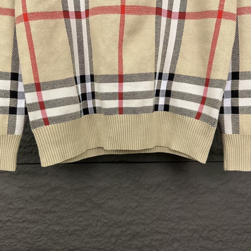 Burberry Sweaters